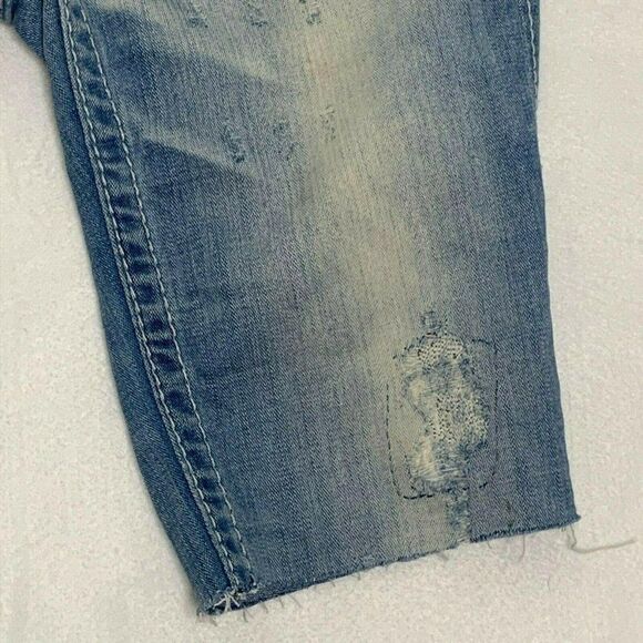 Big Star Liv Denim Bermuda Shorts 26R Med Wash Distressed Cut Off Crochet Pocket - Picture 3 of 8